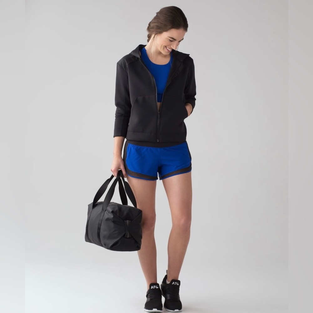 Lululemon Mind Over Miles Short (Color: Jetstream/Black)